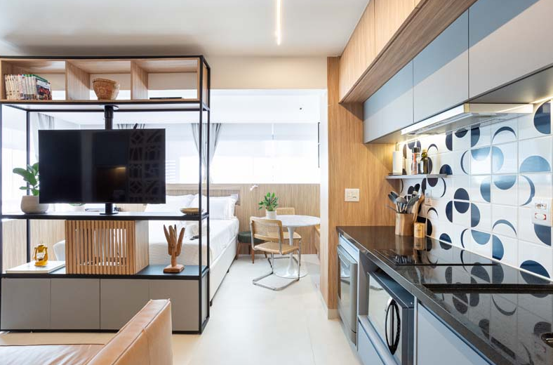 A Importância dos Espelhos na Decoração de Studios - inspiração 1