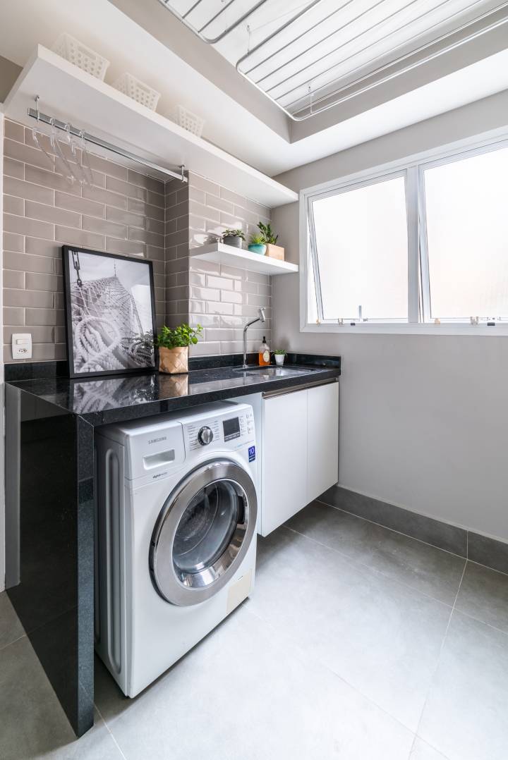 Acessórios que Fazem a Diferença: Varal, Tábua e Ferro de Passar Otimizados - inspiração 2