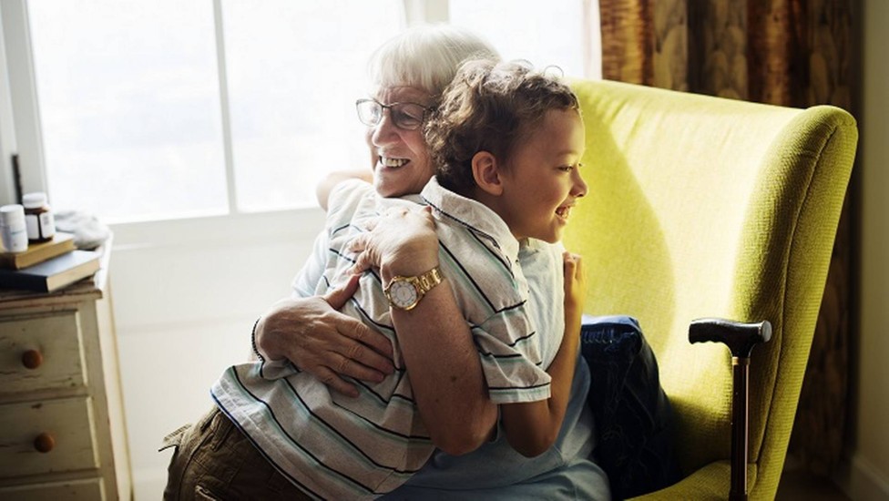 Como os Avós Podem Estimular o Desenvolvimento Cognitivo dos Netos