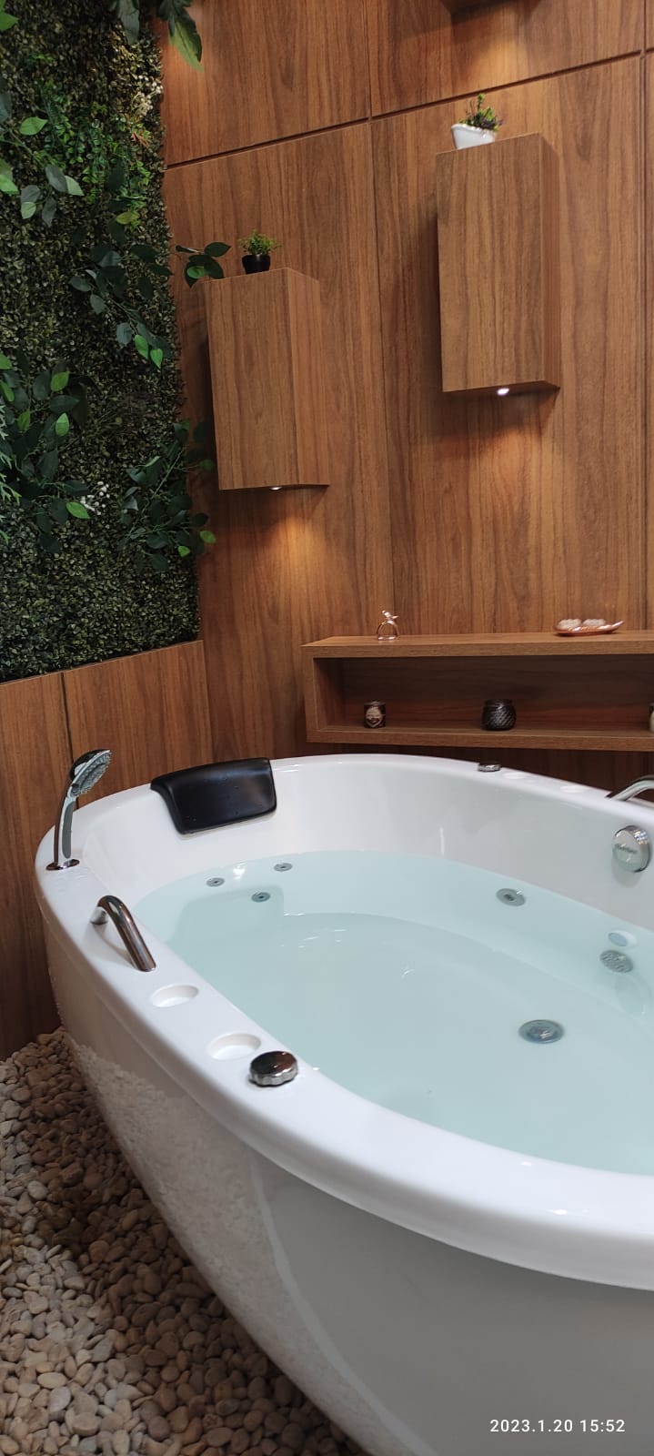 Como escolher o ofurô ideal para seu banheiro pequeno