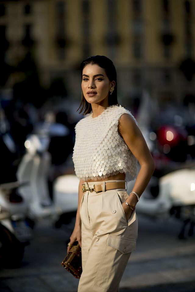 Cinto Corset vs. Cinto de Elástico: Qual o Melhor para Modelar a Silhueta?