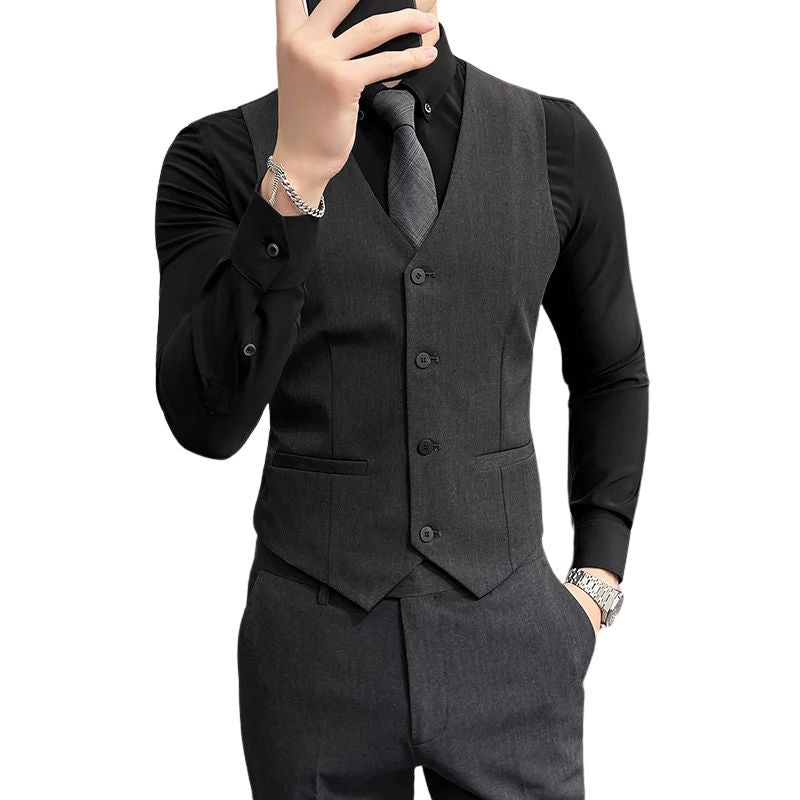 A História do Colete Masculino e Sua Evolução na Moda