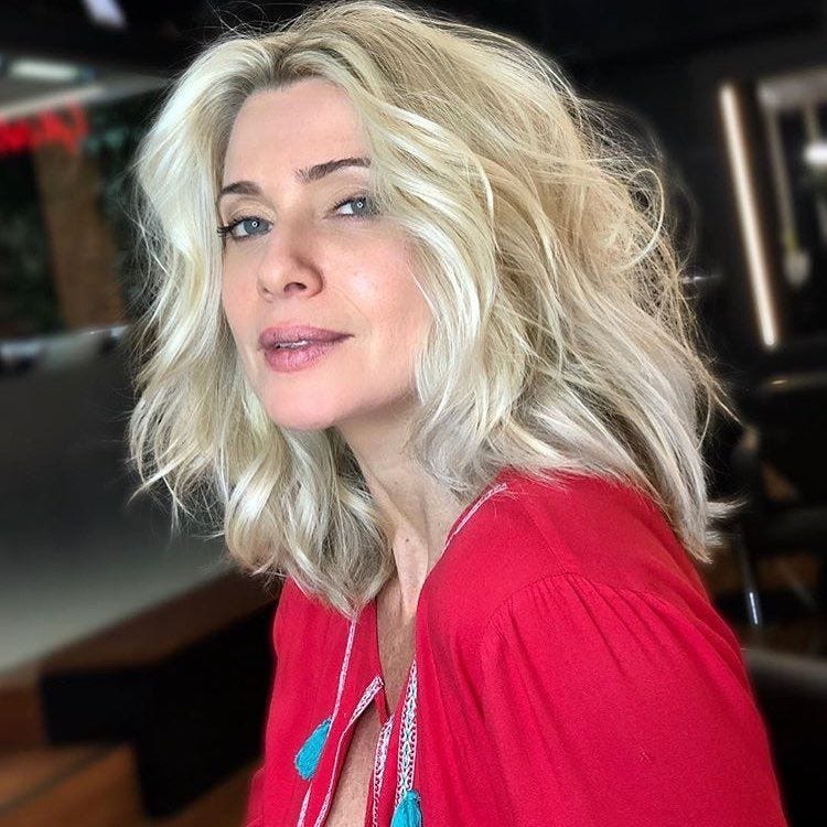 Cores Que Iluminam: Do Tom sobre Tom aos Reflexos Sutis - inspiração 1