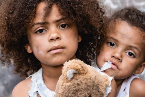 Como a Lei do Abandono Afetivo (Lei nº 15.240/2025) protege crianças em situação de rua