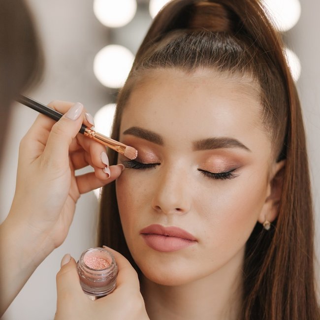 Olhos Que Hipnotizam: Fixação Para Sombras e Delineados - inspiração 2