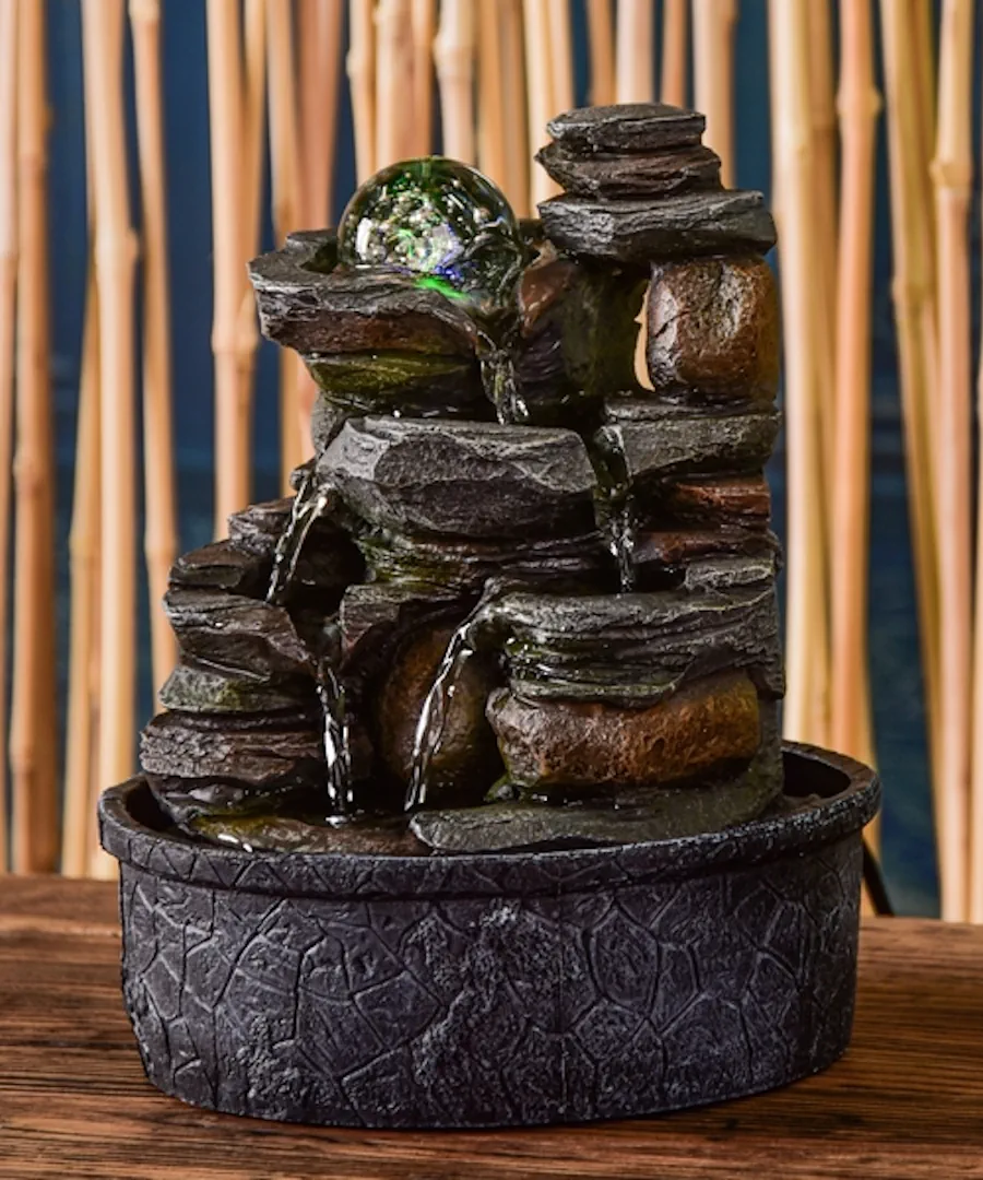 Como escolher a fonte de água decorativa ideal para sua sala