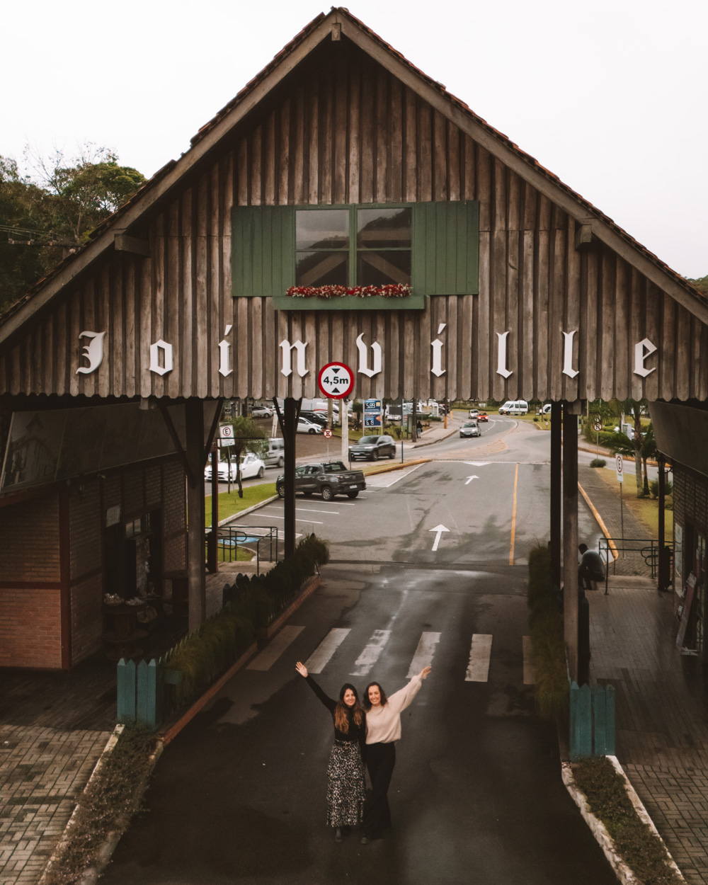 Rua das Palmeiras: Um Cartão-Postal Charmoso e Instagramável - inspiração 1
