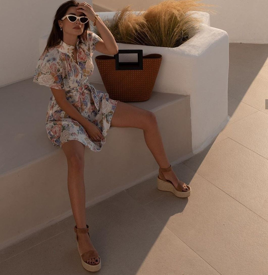 Como combinar sandália flatform com jeans