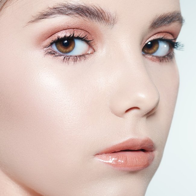 Top 5 Bases Leves e Skin Tints para uma Pele Natural em 2026