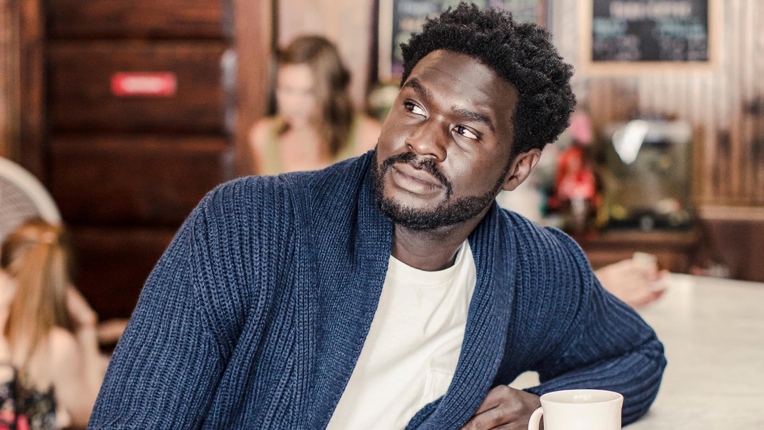 Tendências de Moda para Sommeliers em 2025: Elegância e Funcionalidade