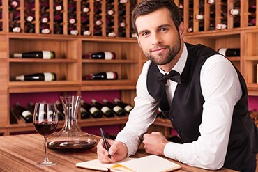 Guia Completo: Como Escolher o Uniforme Perfeito para Sommelier