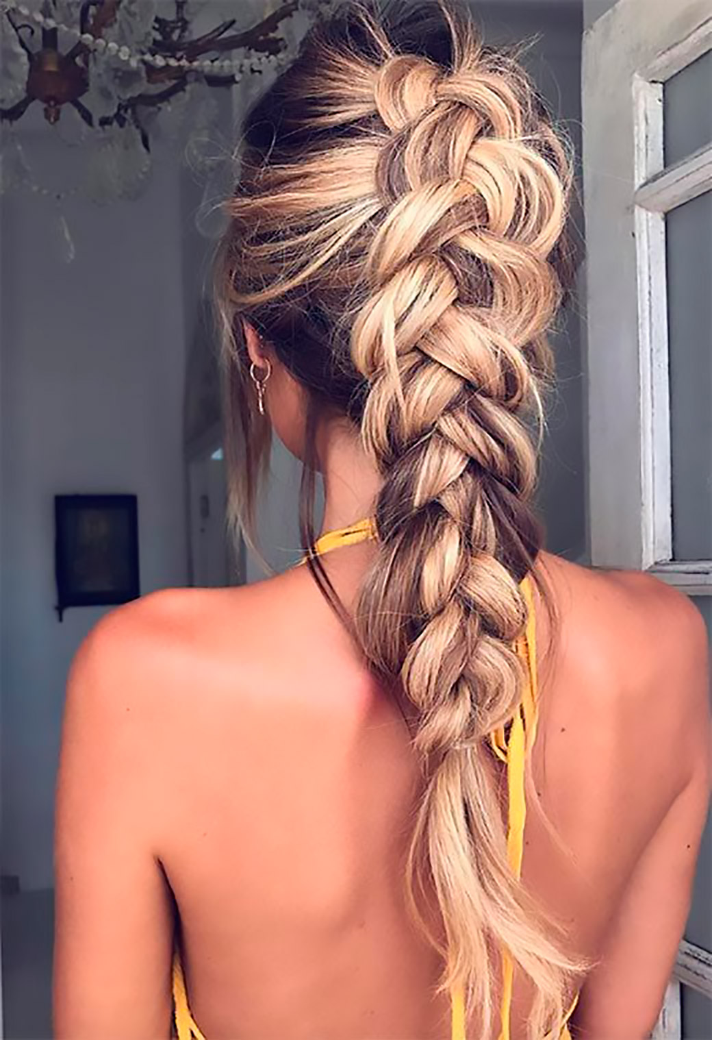 Penteados com trança embutida para festas