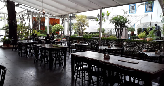 O Que Vestir para um Passeio Histórico Confortável - inspiração 2