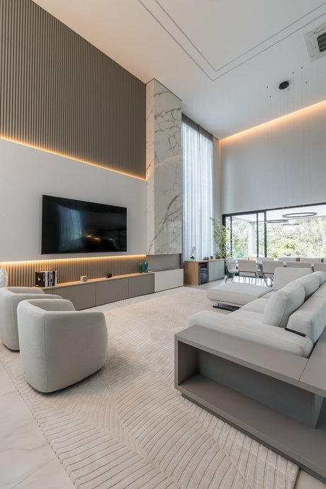 Guia Completo de Iluminação para Ambientes com Pé-Direito Alto