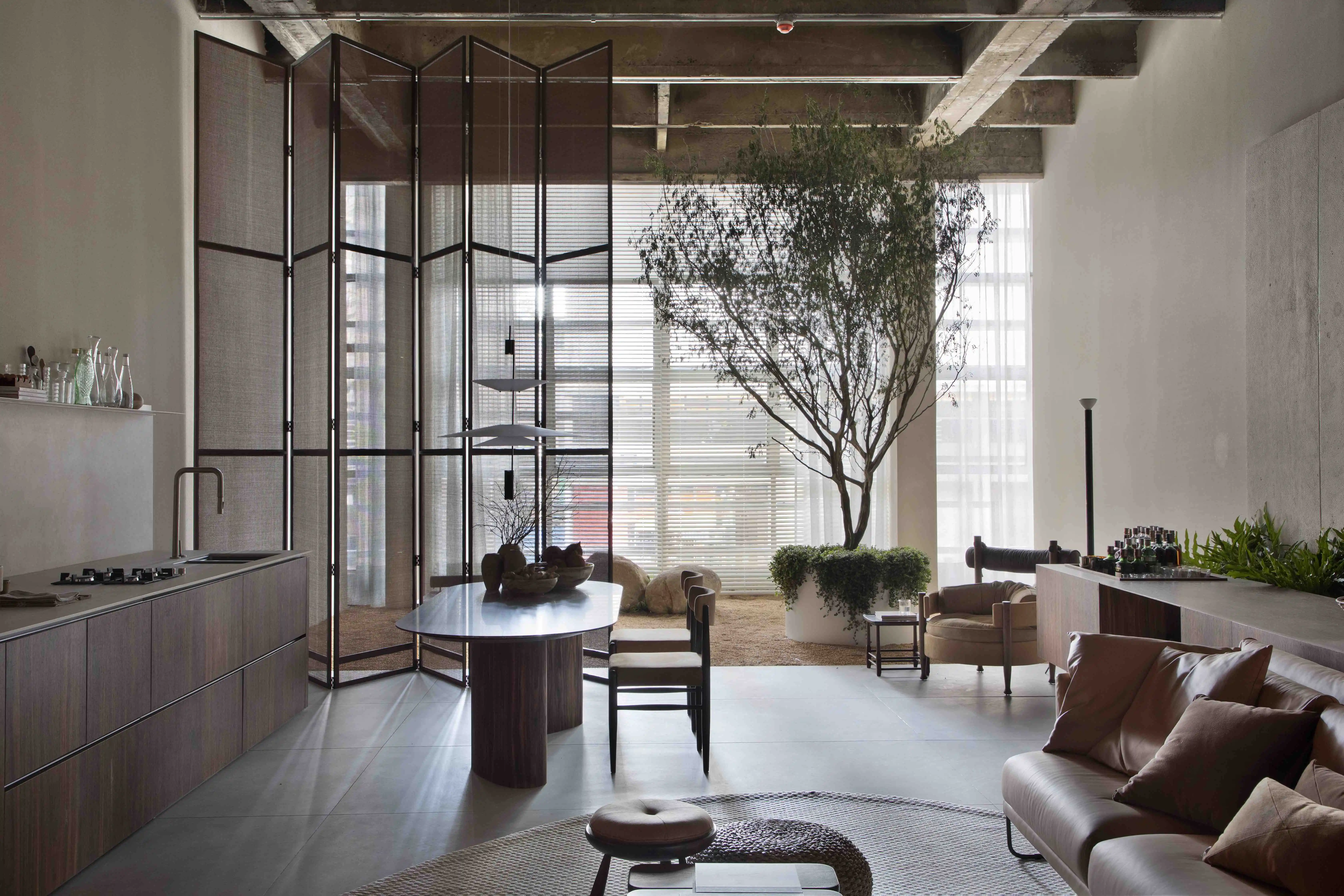 sala com pé direito alto