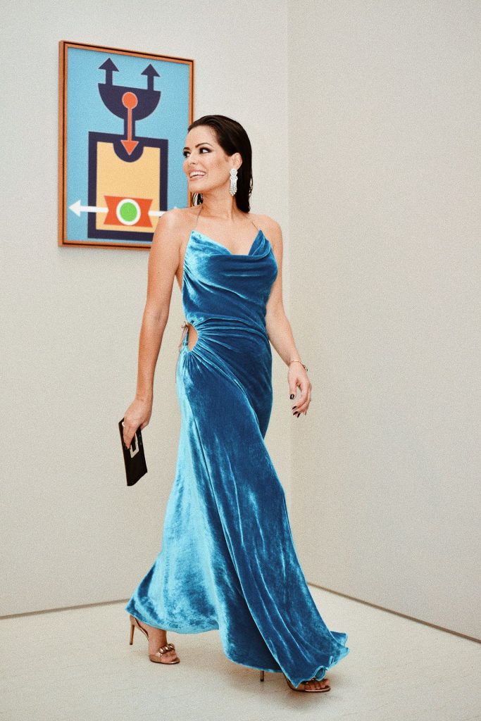 Tecidos Leves e Fluidos: O Toque de Elegância que Alonga - inspiração 2