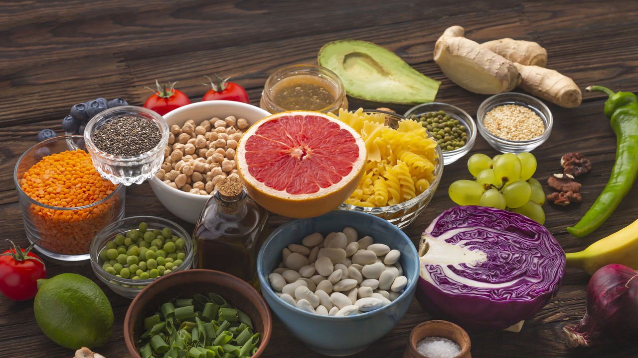 O impacto do açúcar e ultraprocessados na saúde da sua pele