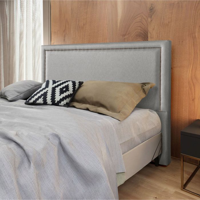 Cabeceira Cinza Autocolante vs. Fixa na Parede: Qual a Melhor Opção?