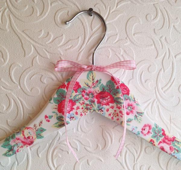 cabides padronizados decoração