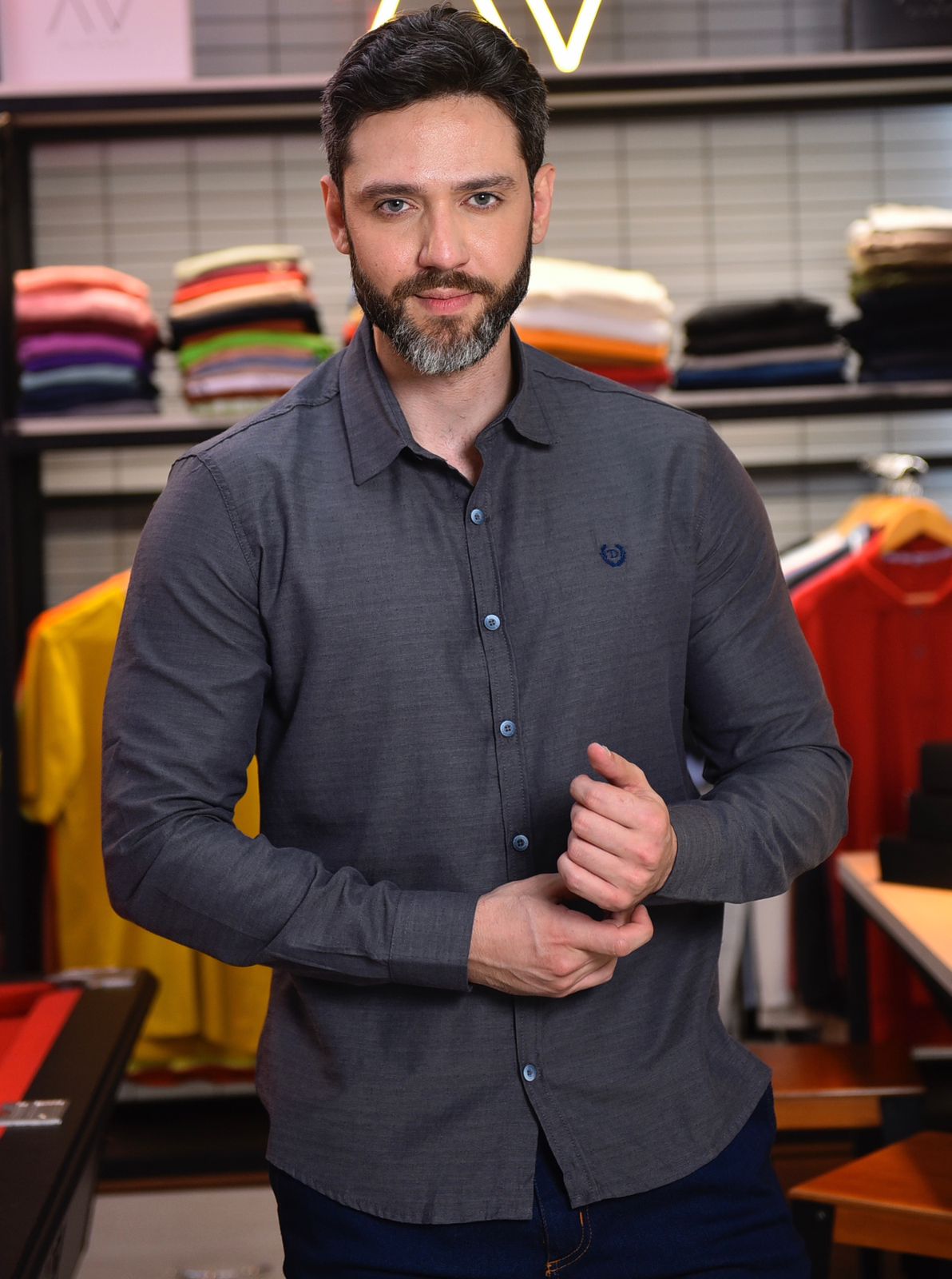 Guia Completo: Camisa Social para Fora da Calça - Quando e Como Usar?