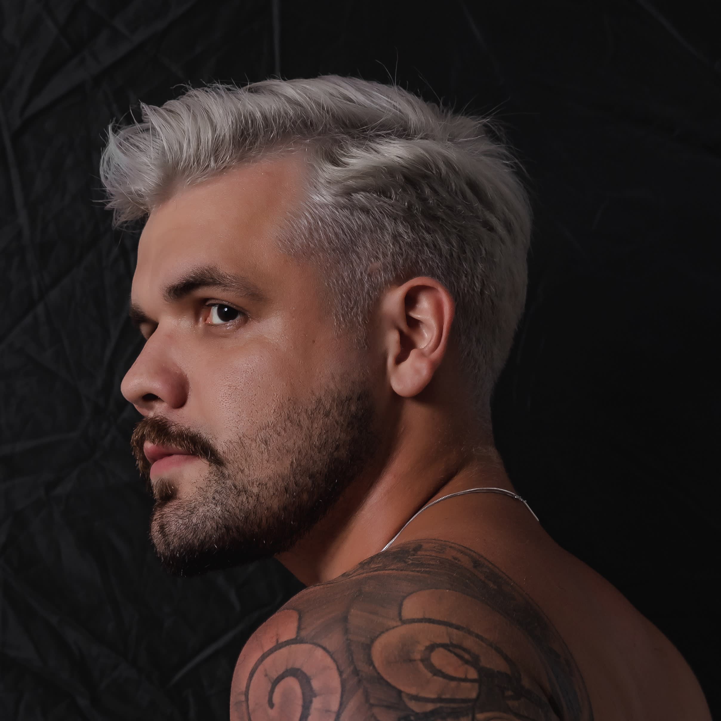 Guia Completo de Matização para Cabelos Platinados