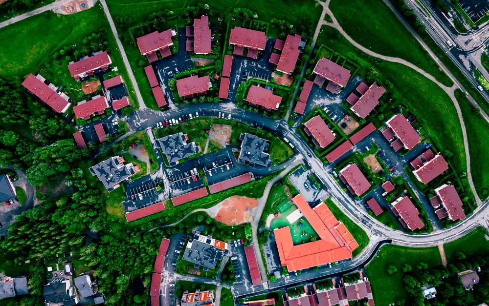 Loteamento vs. Desmembramento: Entenda as Diferenças e Qual Escolher