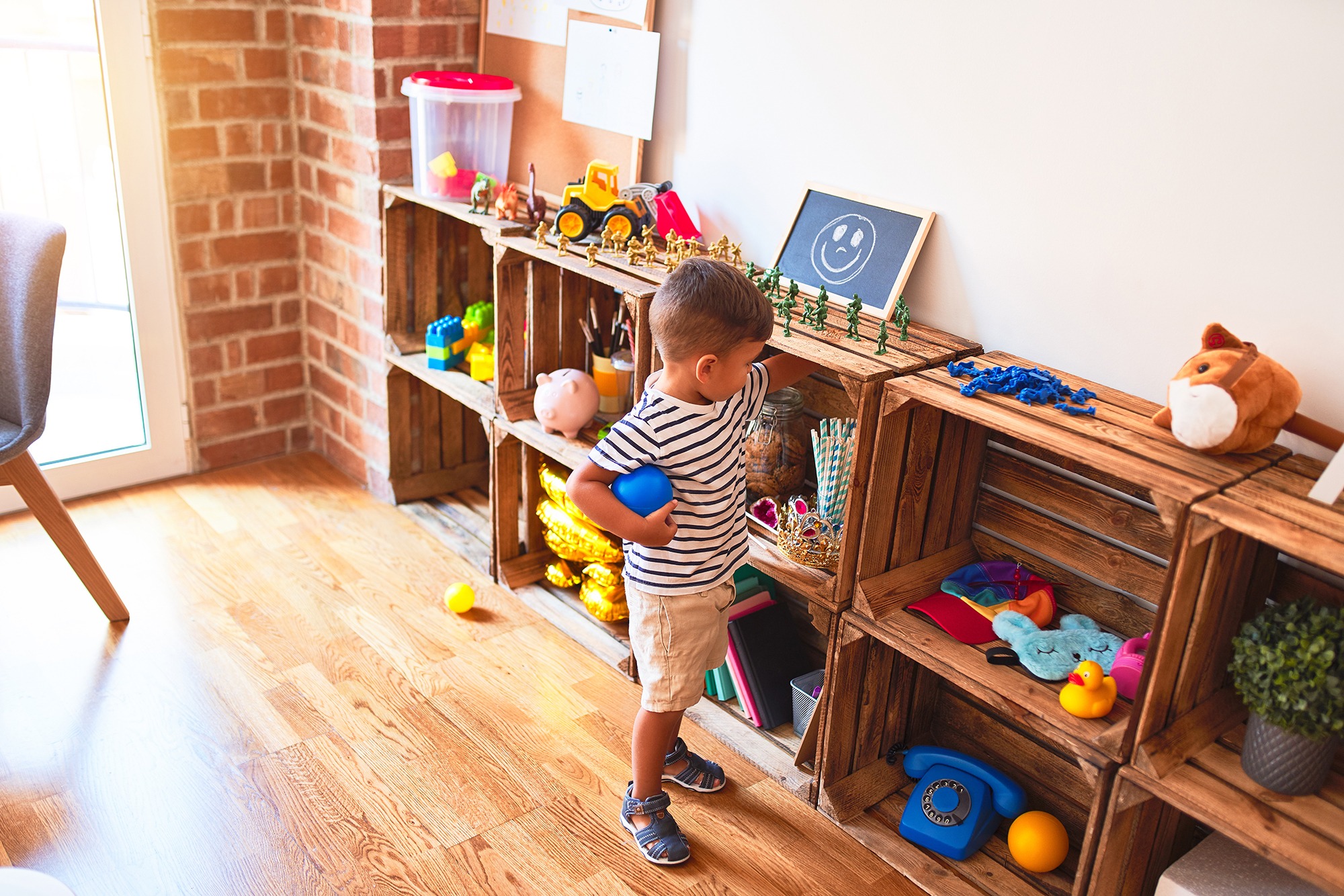 como organizar brinquedos