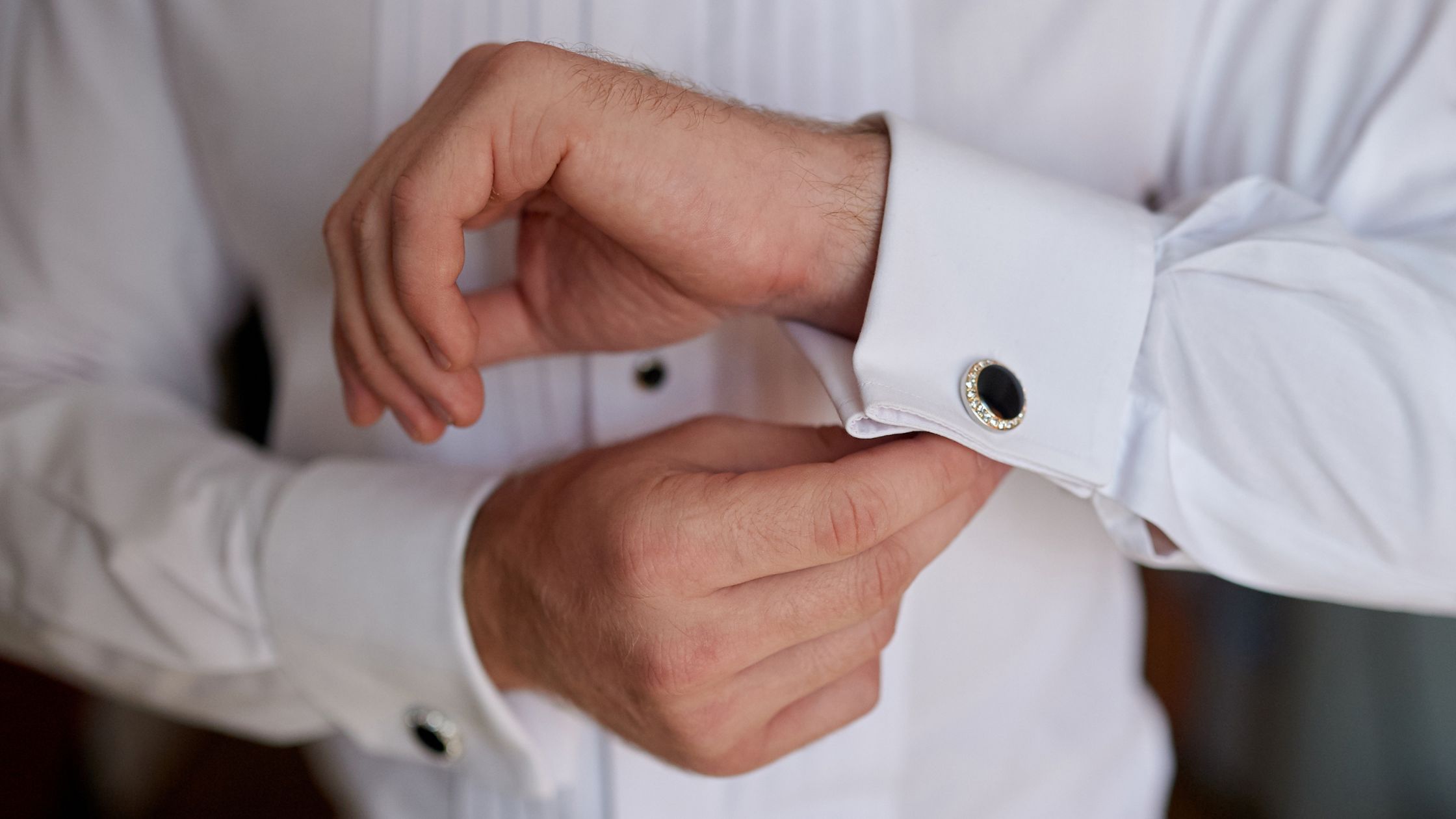 como usar abotoaduras