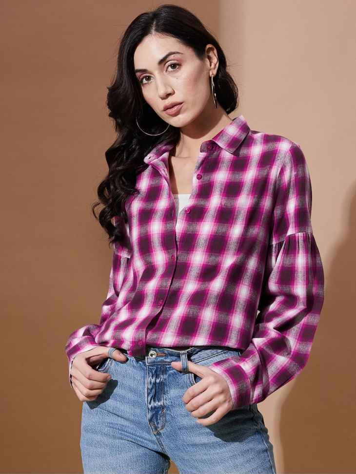 como amarrar camisa xadrez na cintura estilo country