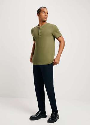 Henley x Polo: Qual a Melhor Opção para o Seu Estilo?