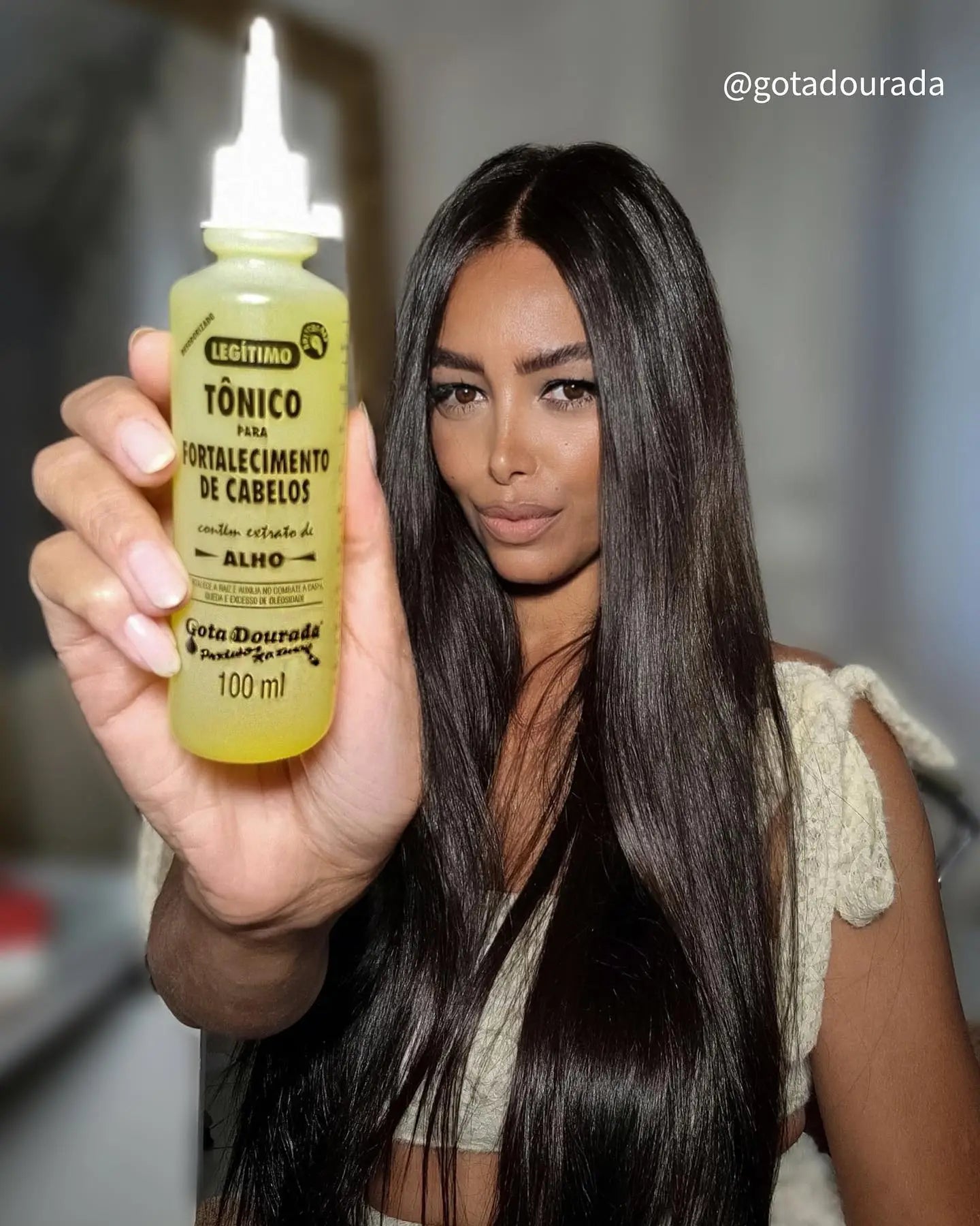 como usar o tônico de alho no cabelo