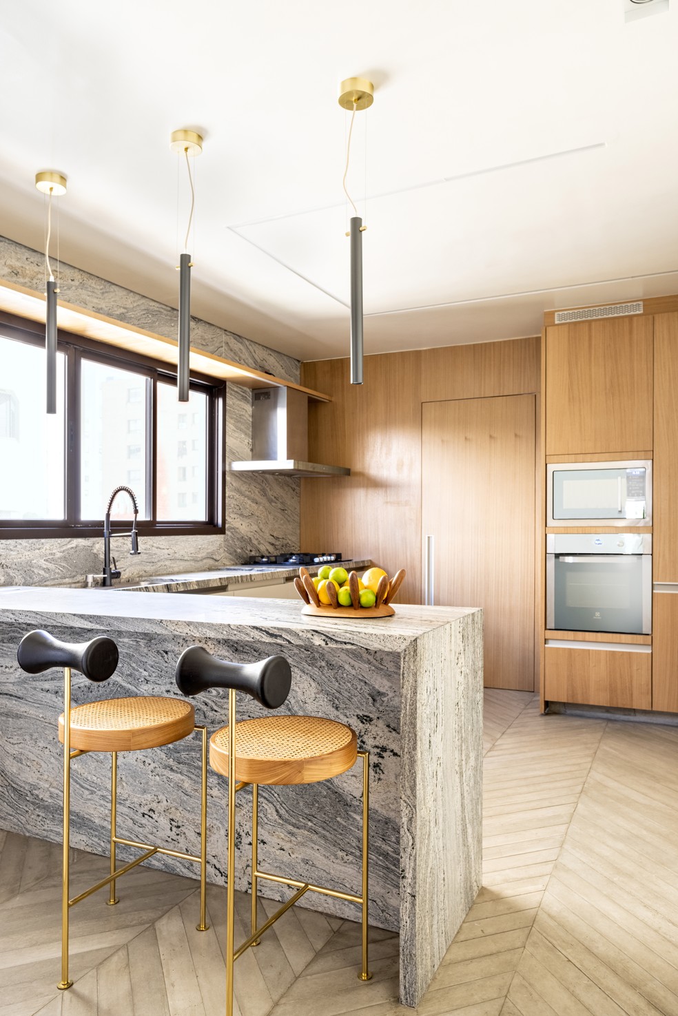 cozinha com bancada de granito