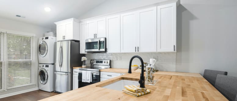 cozinha integrada com lavanderia