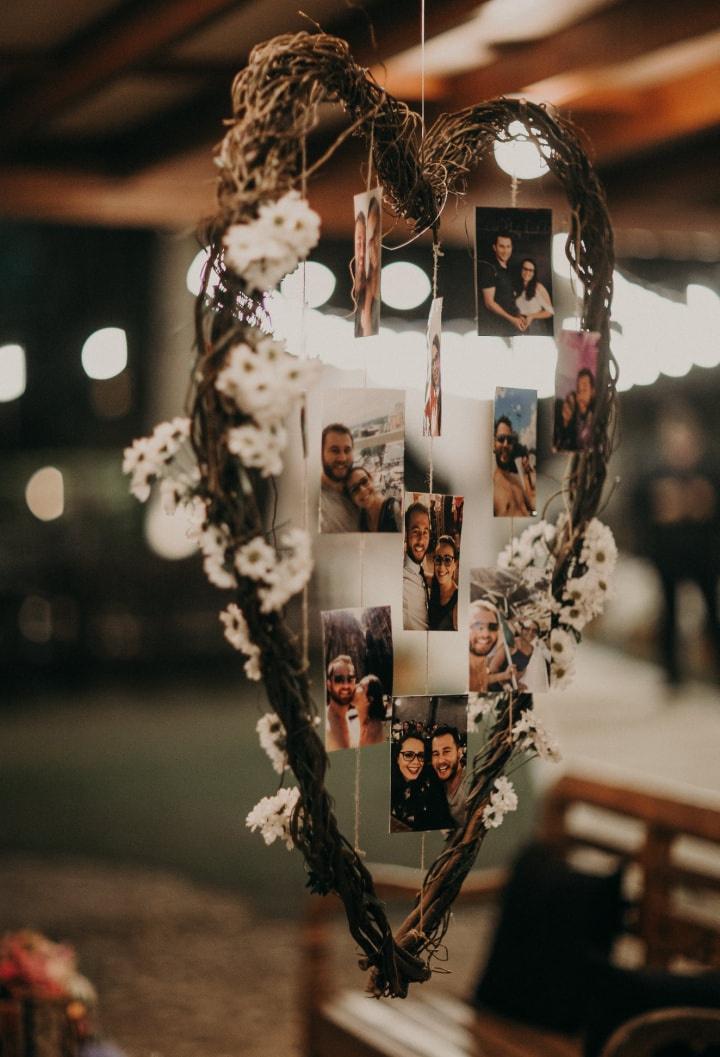 Tendências de Decoração com Fotos para 2025/2026: Maximalismo Controlado