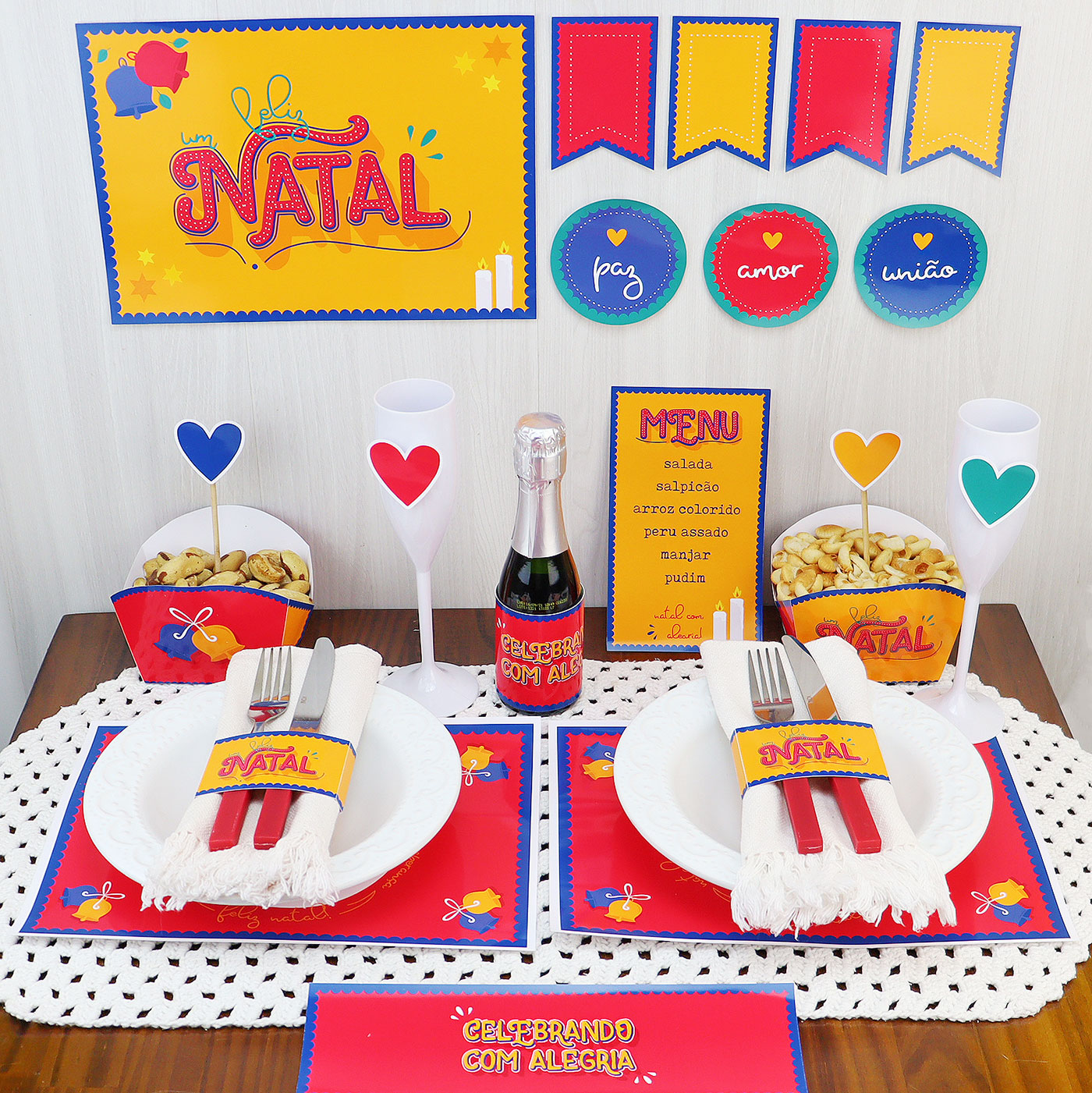 Centros de Mesa de Natal Criativos: Ideias DIY com Pinhas, Velas e Frutas