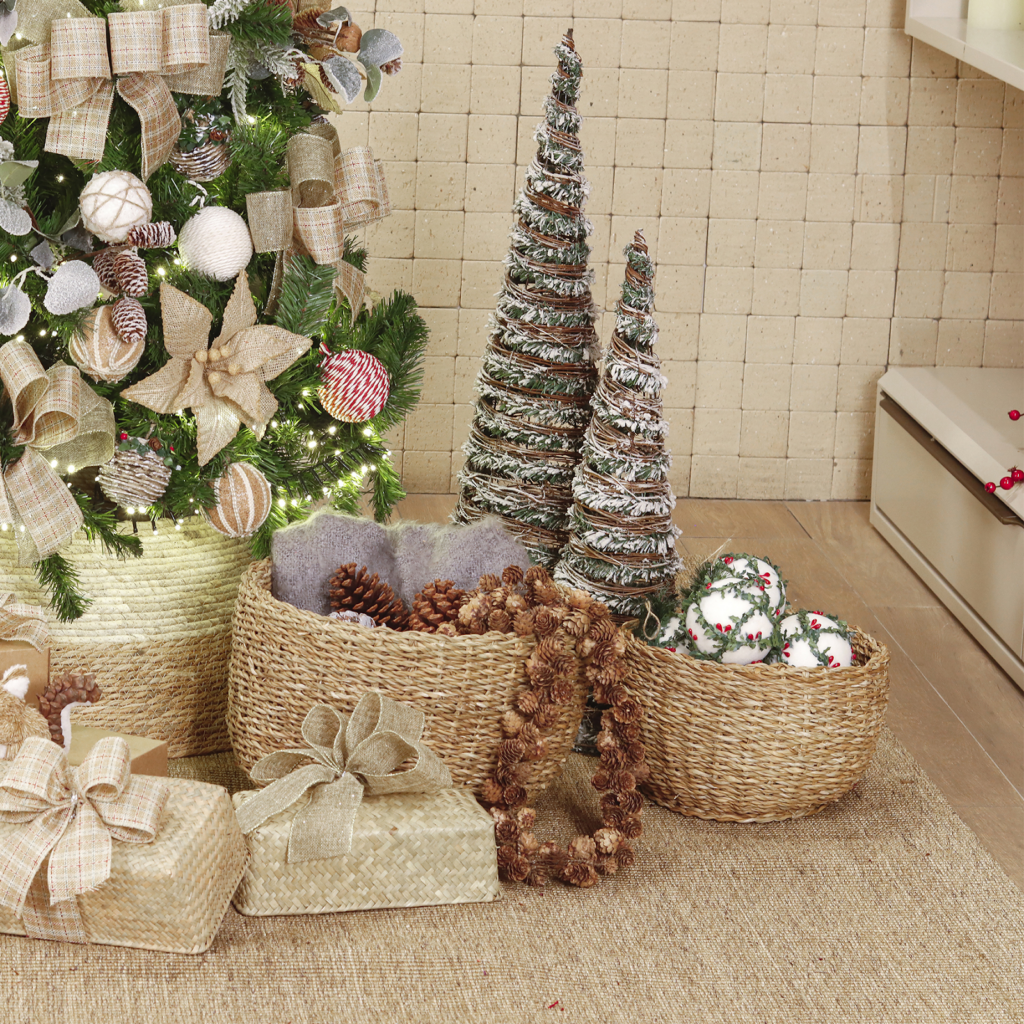 Transforme sua casa: Ideias criativas para posicionar sua árvore de Natal pequena