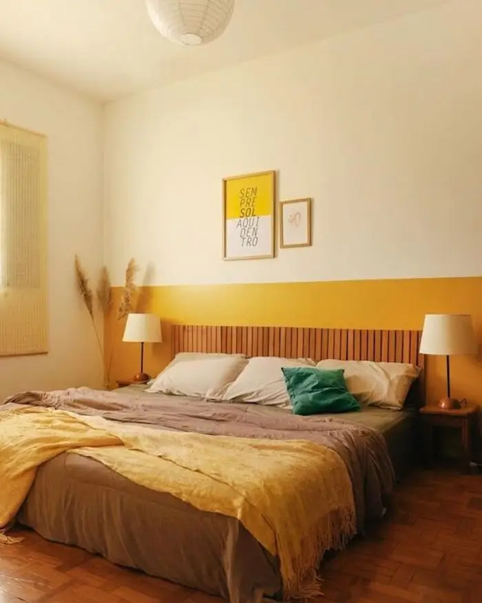 Decoração de Quarto Pequeno Amarelo: Maximizando o Espaço com Cor