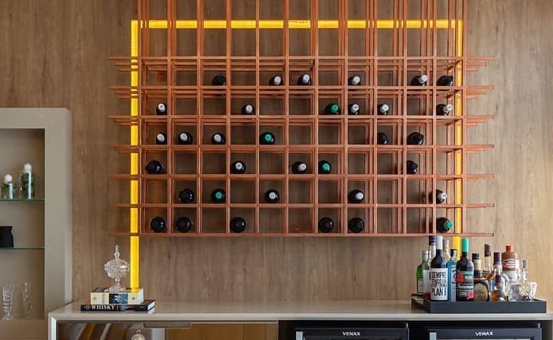 Como Escolher a Adega Climatizada Ideal para Seu Quarto Pequeno