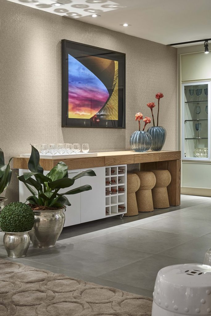 Como Escolher a Adega Climatizada Ideal para Seu Quarto Pequeno