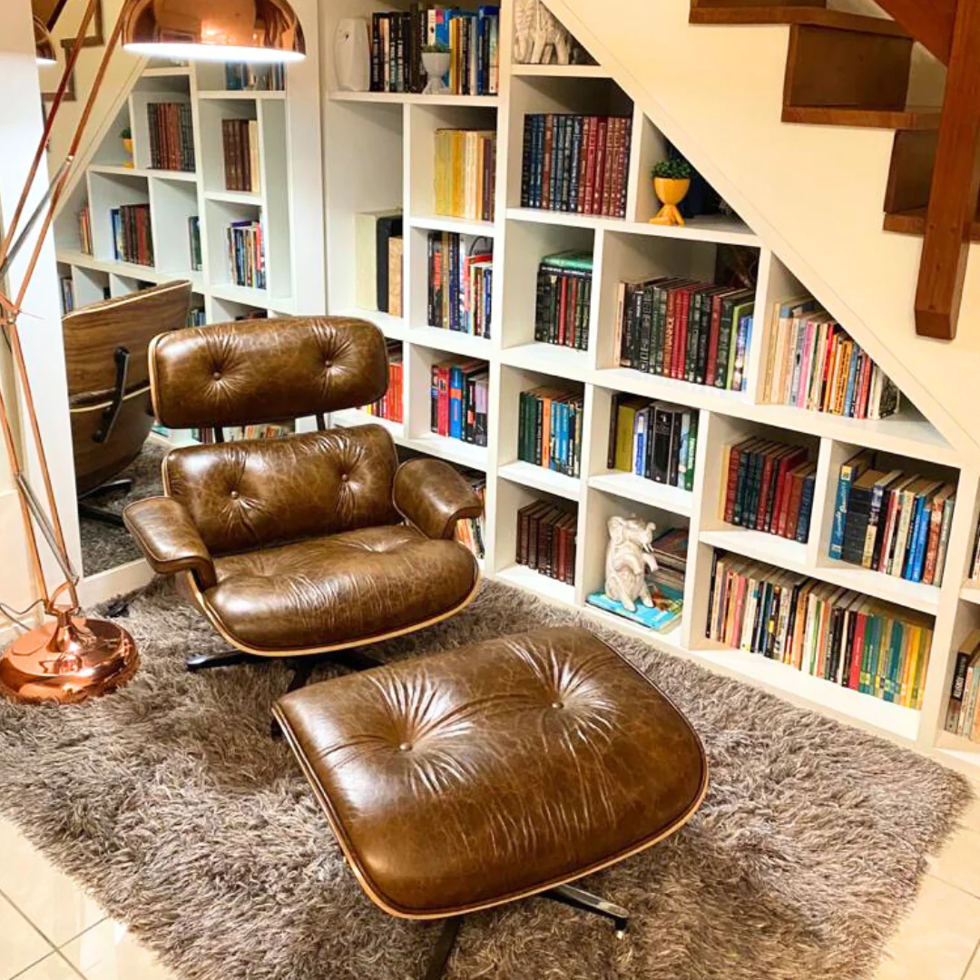 decoração de quarto com poltrona charles eames