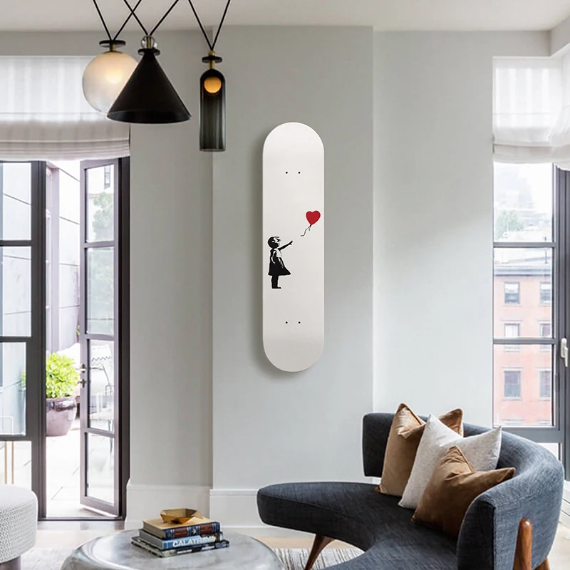 DIY: Crie uma Prateleira Suspensa com seu Skate Antigo em 5 Passos