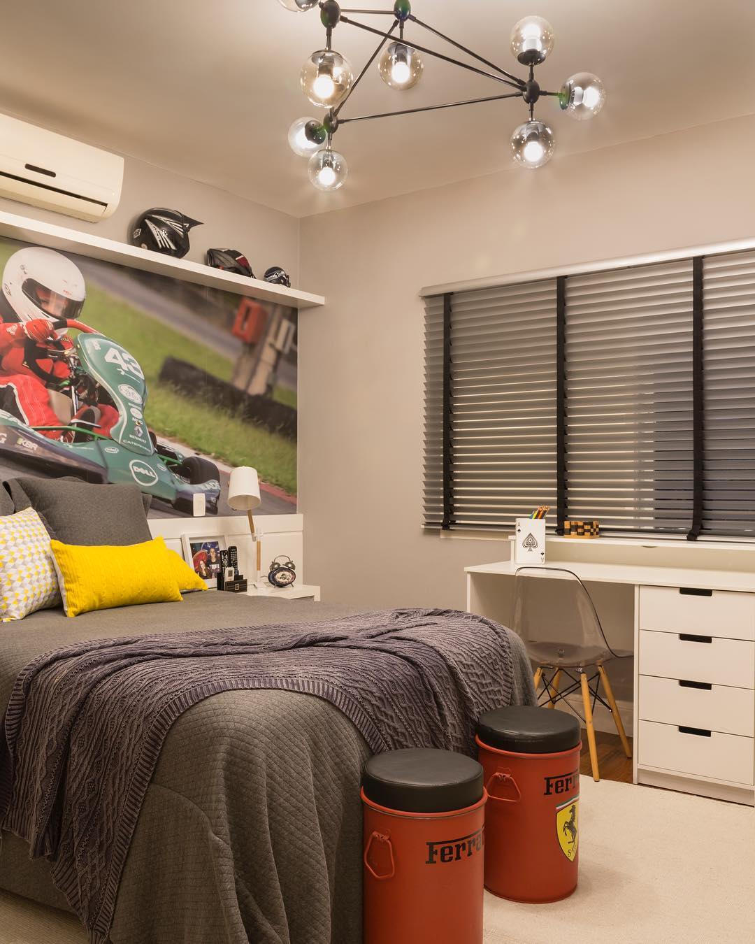 decoração de quarto de solteiro masculino