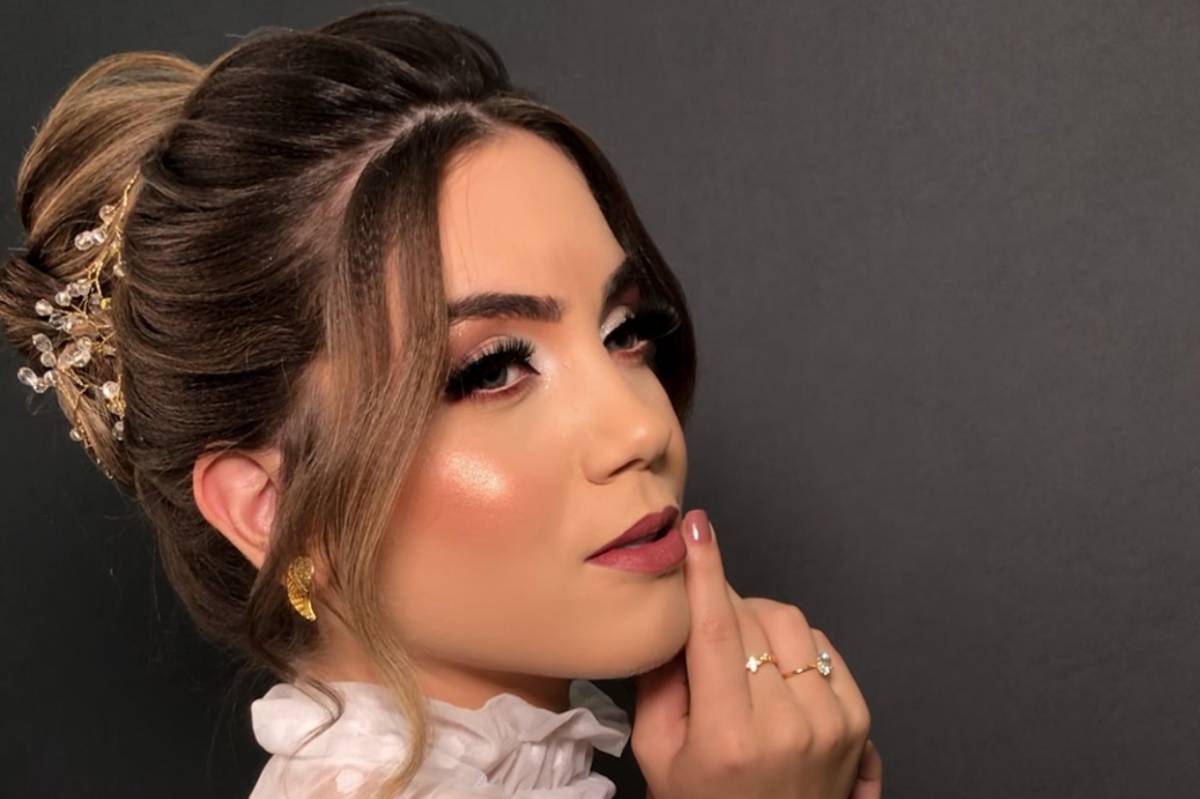 Guia Completo: Como Fazer Sua Maquiagem Durar o Dia Inteiro