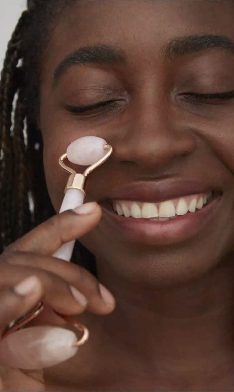 Alimentação e Sono: Hábitos para uma Pele Radiante de Dentro para Fora