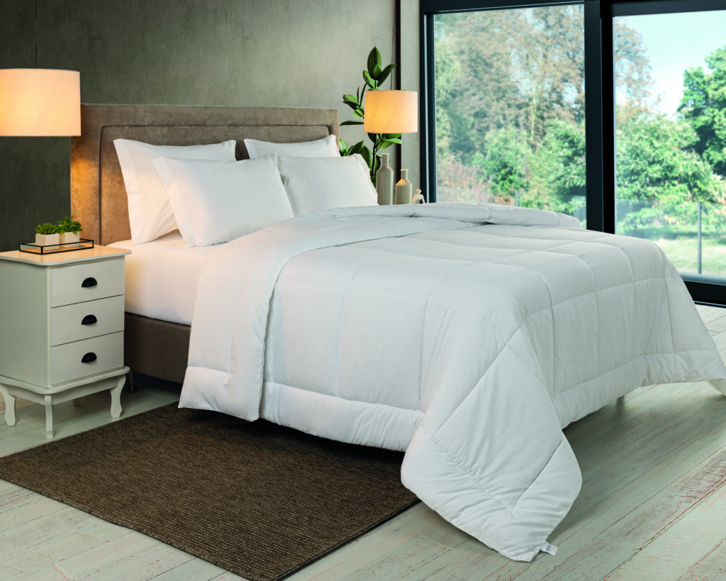 Manutenção de Edredons de Luxo: Dicas para Durabilidade e Higiene