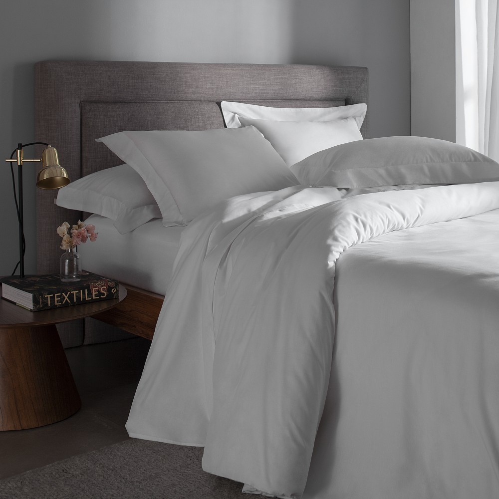 edredom volumoso decoração hotel