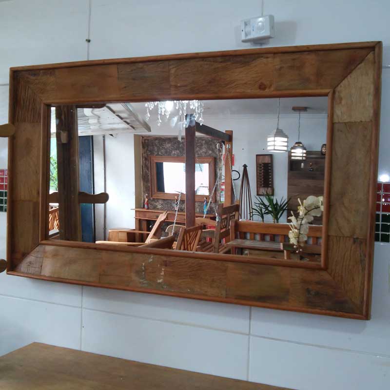 Guia Completo: Espelhos de Corpo Inteiro com Moldura de Madeira de Demolição