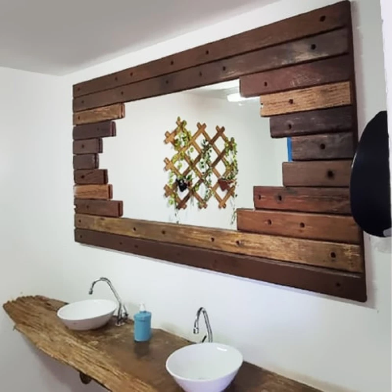 Guia Completo: Espelhos de Corpo Inteiro com Moldura de Madeira de Demolição