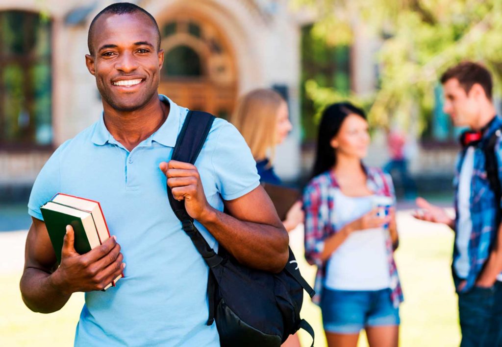 Guia Completo: Bolsas Chevening e DAAD para Mestrado no Exterior; Como Preparar seu Histórico Acadêmico para Bolsas de Estudo Internacionais; Países da Europa Onde a Faculdade é Gratuita para Estrangeiros; Passo a Passo: Candidatando-se a Bolsas Fulbright nos EUA; Prontos Pro Mundo: Intercâmbio Gratuito para Alunos do Ensino Médio de SP