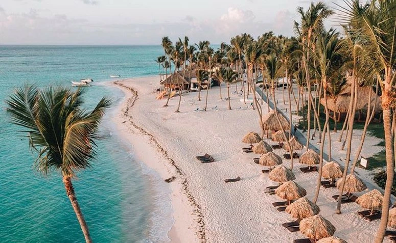 Aruba vs Bahamas: Qual o Melhor Destino para Famílias no Caribe?